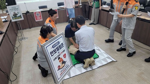 광천읍, 을지연습 연계 공습 대비 청사 비상대피훈련 실시 기사 이미지